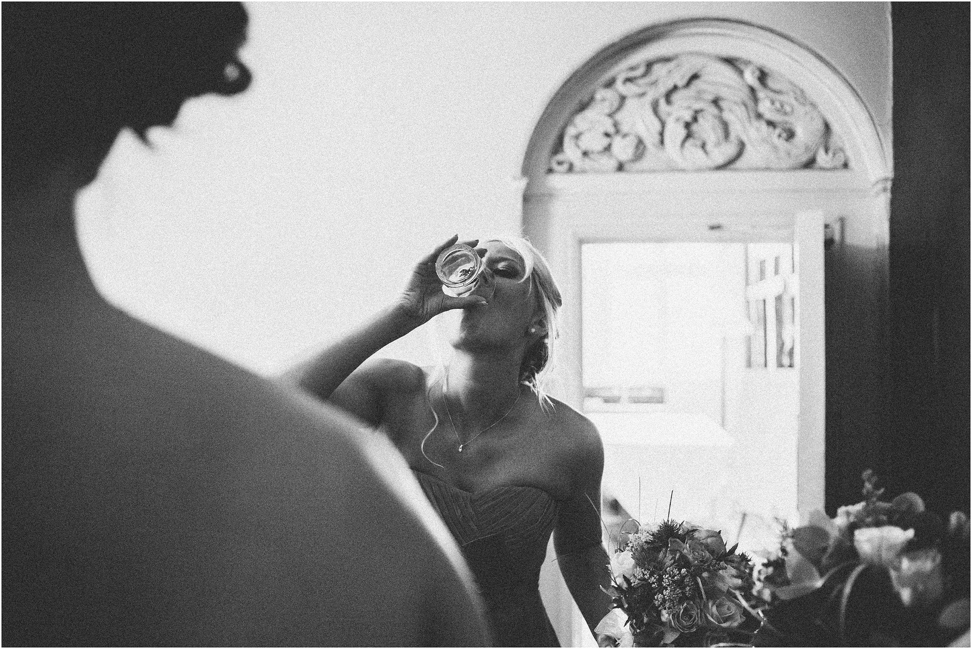 Woodborough-Hall-wedding-photography-Kirsty-Mike-hdmfull_0006